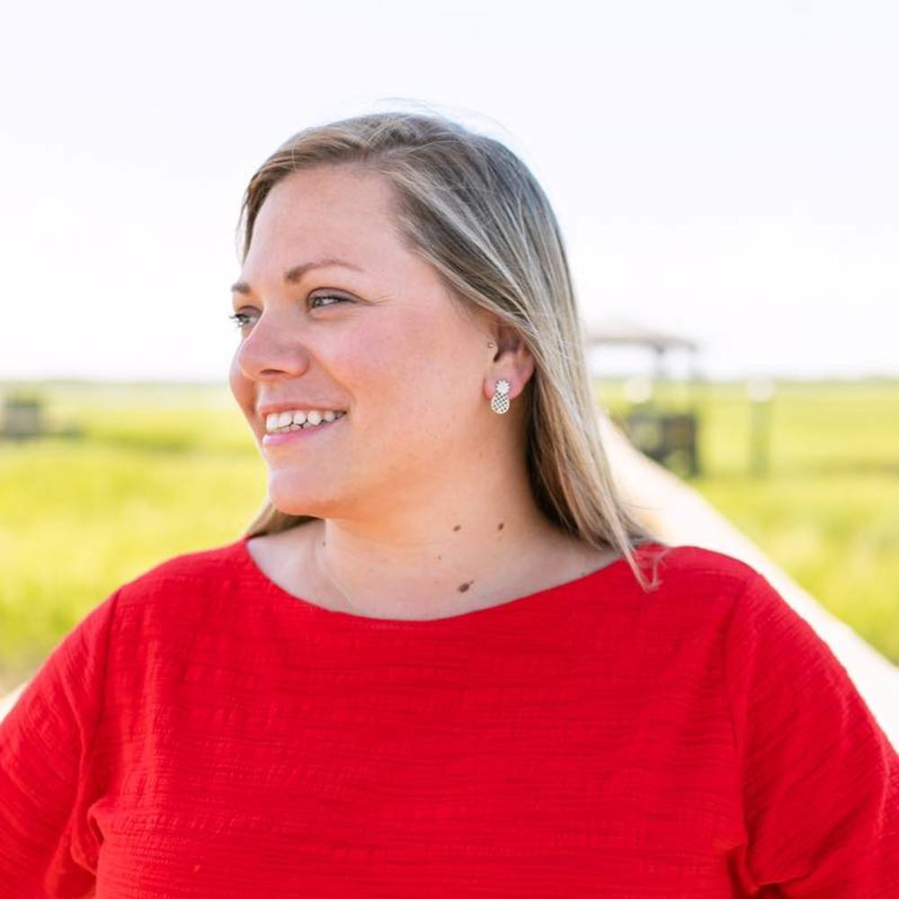 Meet your Posher, Caitlin
